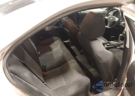 2010 Pontiac G6 z USA, uszkodzony, nr VIN 1G2ZA5E0XA4166261